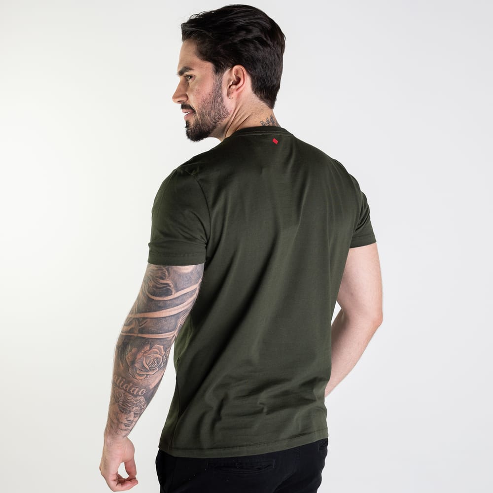 Camiseta Forum Básica Verde Militar